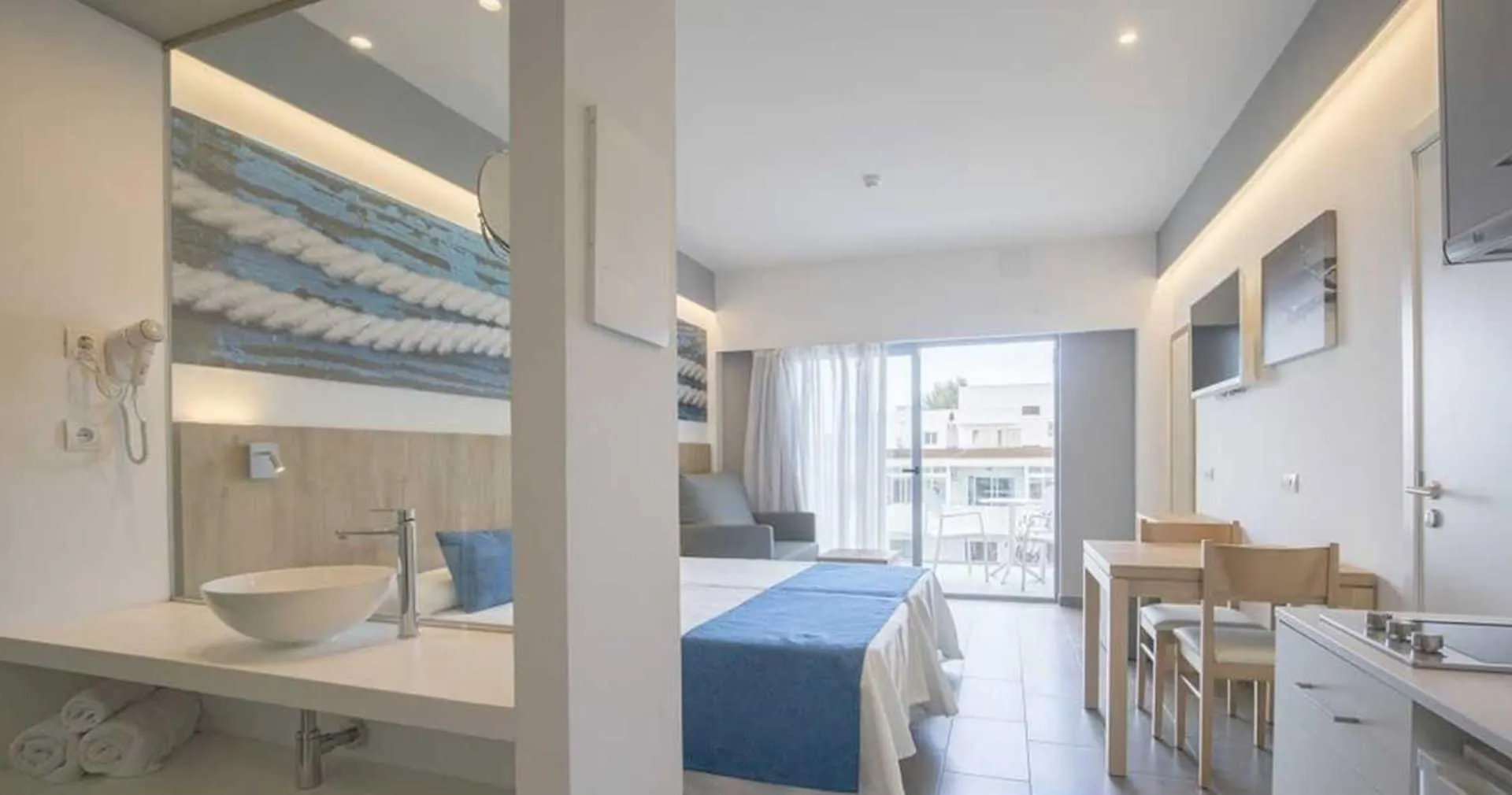 Aparthotel Casa Luis Apartments Santa Eularia des Riu