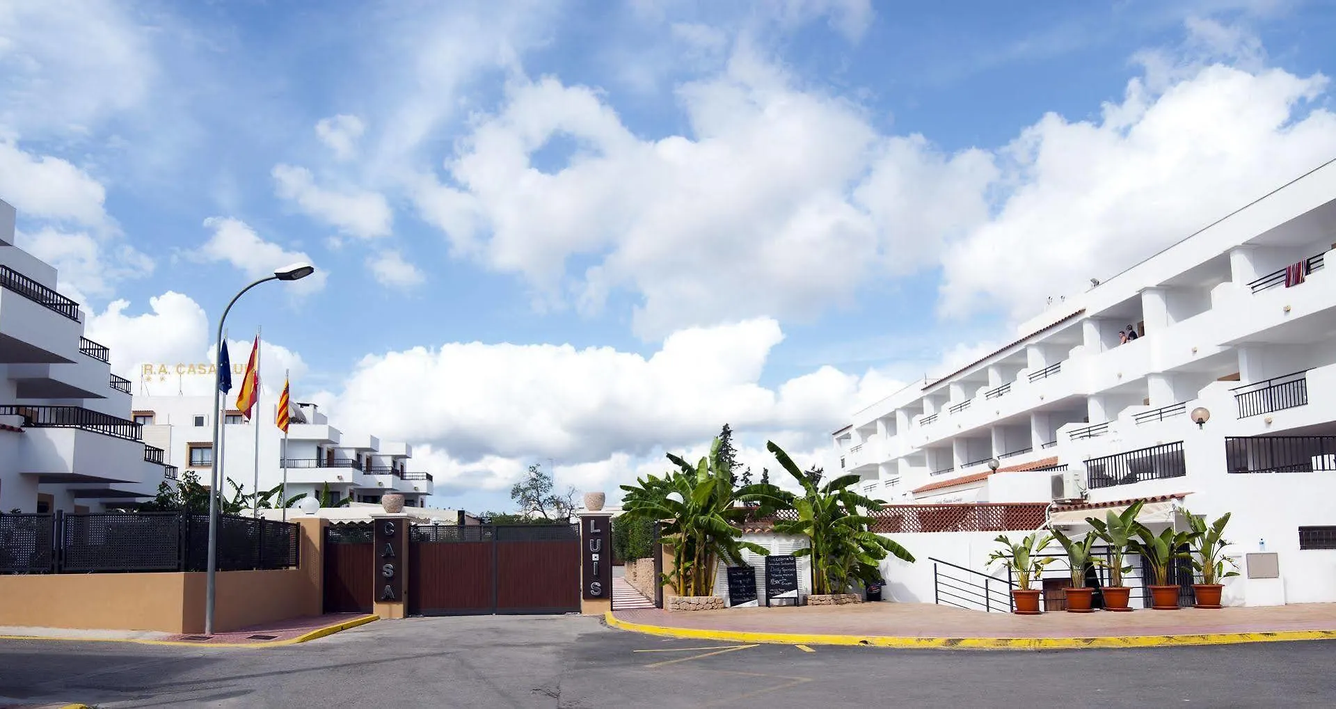 Casa Luis Apartments Santa Eularia des Riu Aparthotel