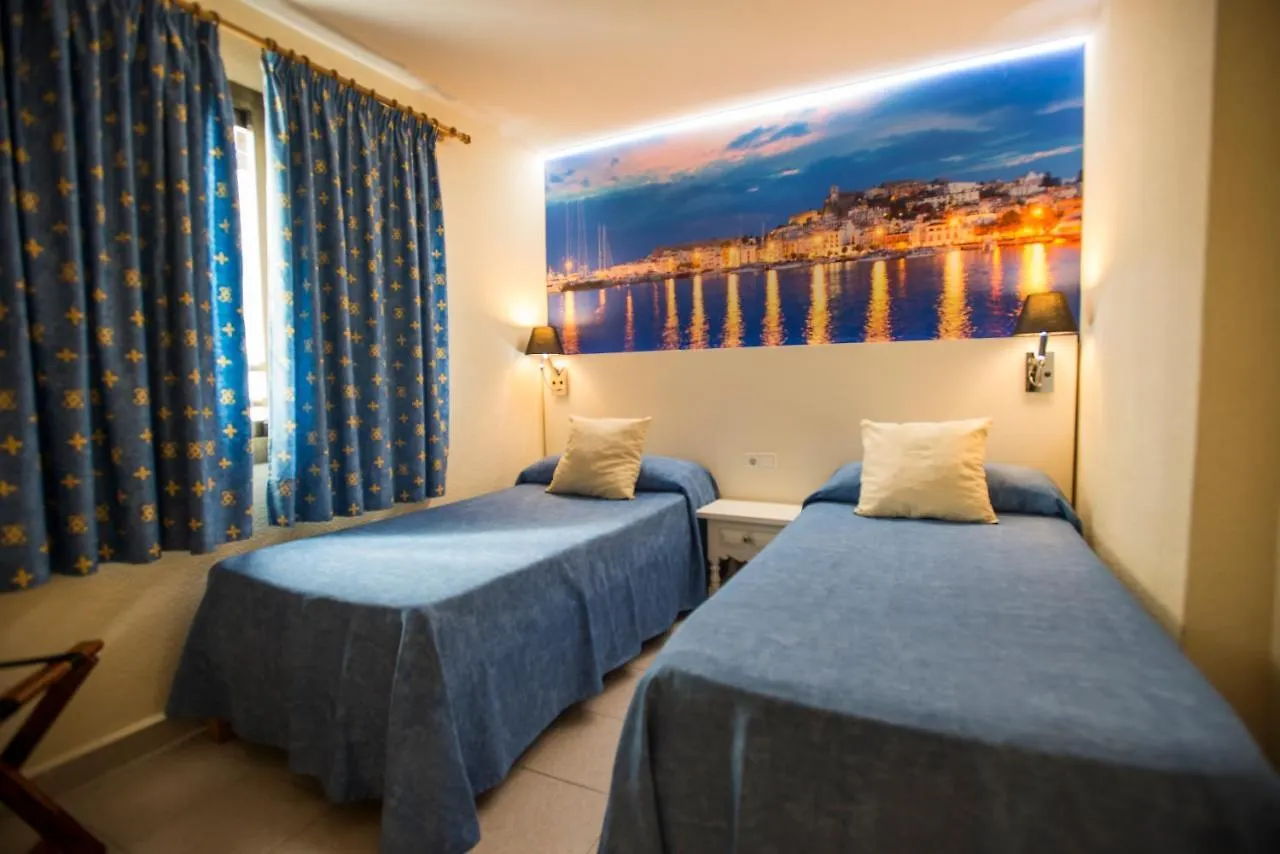 Casa Luis Apartments Santa Eularia des Riu 4*,  Spagna